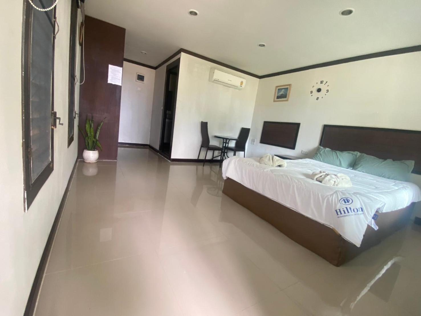 Phangan Chalet Bungalow & House Чалоклум Екстер'єр фото